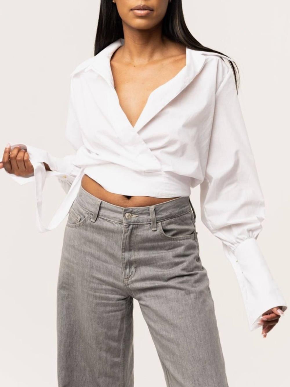 NWOT Azayla white cotton tie waist Saline blouse L